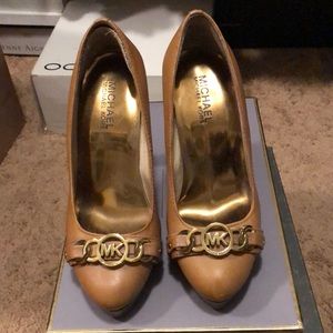 Michael Kors Pumps